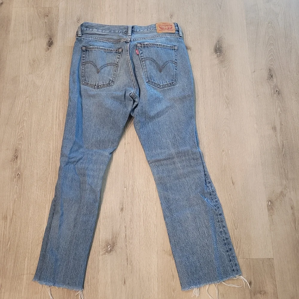 Levi's 501 Original Straight Fit Cut-Off Distressed Jeans - Picture 2 of 5